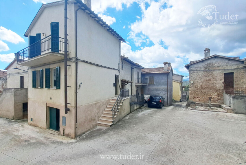 cielo-terra nel borgo